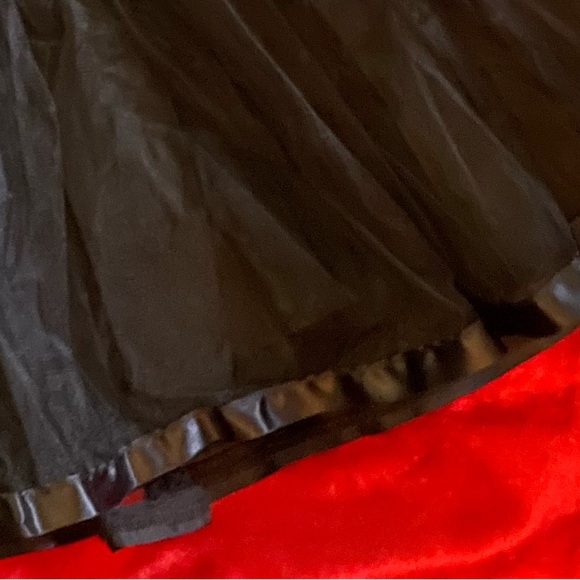 Goth Designer Jeannie Nitro Striped Black & White Tulle Skirt - Picture 4 of 6